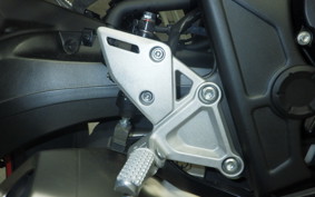 HONDA CBR650R E-Clutch 2024 RH17