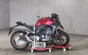 HONDA CB250R MC52
