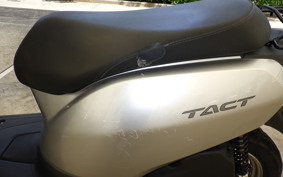 HONDA TACT-4ﾍﾞｰｼｯｸ AF79