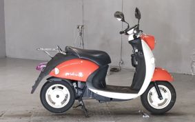 YAMAHA E-VINO SY11J