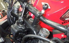 HONDA CBR650F 2017 RC83