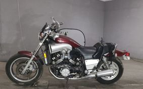 YAMAHA VMAX 1FK0