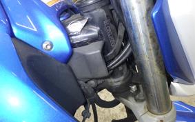 SUZUKI GSR250 2015