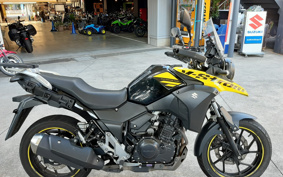SUZUKI STROM 250 DS11A