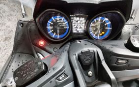 YAMAHA T-MAX 560 2021 SJ19J