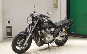 YAMAHA XJR1300 2000 RP03J