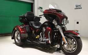 HARLEY FLHTCUTG TRIKE 2014