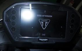 TRIUMPH STREET TRIPLE RX 2026