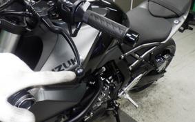 SUZUKI GSX-8S 2025 EM1AA