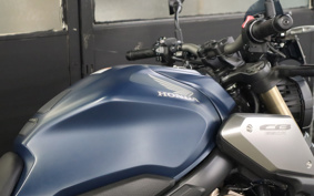 HONDA CB650R 2021 RH03
