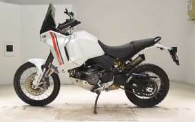 DUCATI DESSERT X 2024
