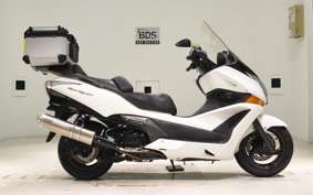 HONDA SILVER WING 400 GT Type 2011 NF03