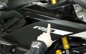 YAMAHA YZF R-3 2019 RH13J