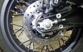 HUSQVARNA SVARTPILEN 401 2023