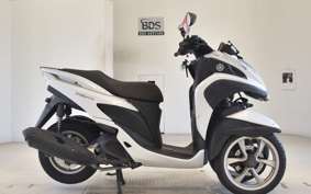 YAMAHA TRICITY 125 SE82J