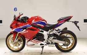 HONDA CBR250RR A MC51