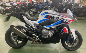 BMW M1000XR 2024 0E91