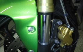 TRIUMPH STREET TRIPLE 85 2013