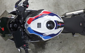 BMW M1000R 2023