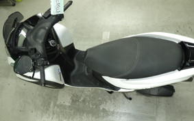 YAMAHA TRICITY 125 2000 SE82J