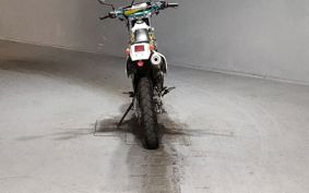 SUZUKI DR250R SJ45A