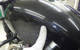 TRIUMPH BONNEVILLE BOBBER 2023