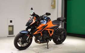 KTM 1290 SUPER DUKE R 2021
