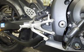 YAMAHA YZF-R1 2005