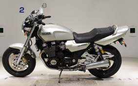 YAMAHA XJR1200 1995 4KG