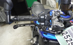 YAMAHA XSR900 RN80J