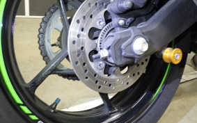 KAWASAKI ZX-4RR ZX400P