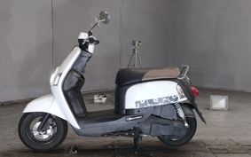 YAMAHA CUXI 100 C1DW