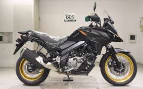 SUZUKI Vストローム650XTA 1986 C733M
