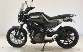 HUSQVARNA SVARTPILEN 250 2010