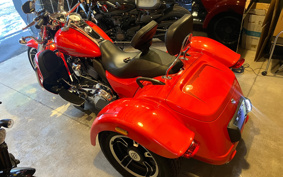 HARLEY FLRT 2017 MCC