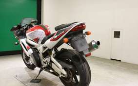 YAMAHA YZF-R6 1999 RJ031