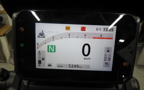 HONDA X-ADV 750 2025 RH21