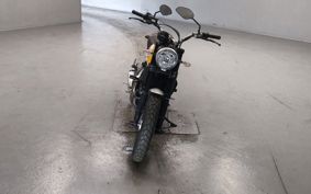 DUCATI  DUCATI  SCRAMBLER  CLASSIC  2015 K102JA