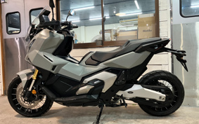 HONDA X-ADV 750 2025 RH21