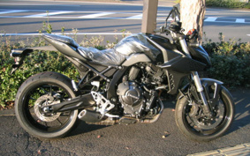 SUZUKI GSX-8S EM1AA