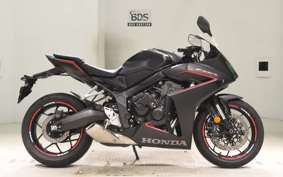 HONDA CBR650R E-Clutch 2024 RH17