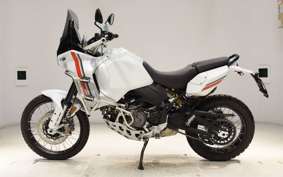 DUCATI DESSERT X 2022