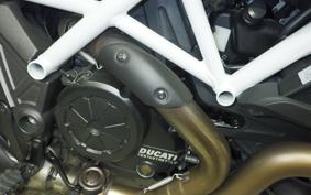 DUCATI DIAVEL Carbon 2014