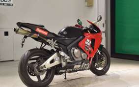 HONDA CBR600RR GEN 2 2005 PC37