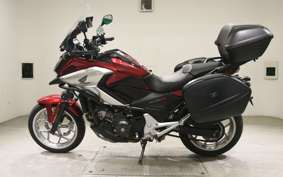 HONDA NC750X LD 2018 RC90