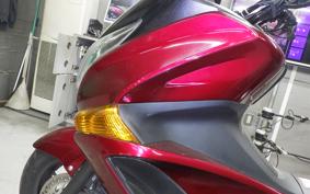 HONDA SILVER WING 400 GT Type 2013 NF03