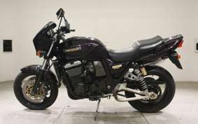 KAWASAKI ZRX1100 1997 ZRT10C