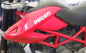 DUCATI HYPERMOTARD 1100E 2010