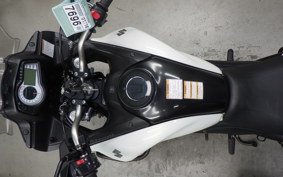SUZUKI Vｽﾄﾛｰﾑ650A 2012