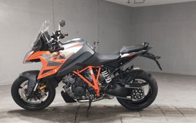 KTM 1290 SUPER  DUKE GT V6940